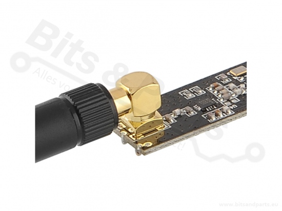 RF Transceiver 2,4GHz NRF24L01+ met versterker en antenne